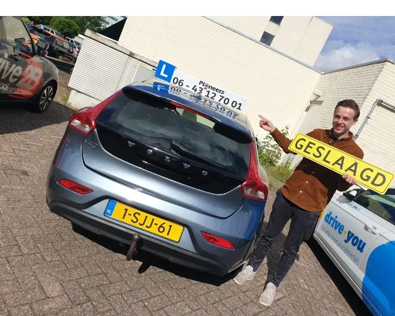 Koen Janssen geslaagd bij Verkeersschool Pioneers